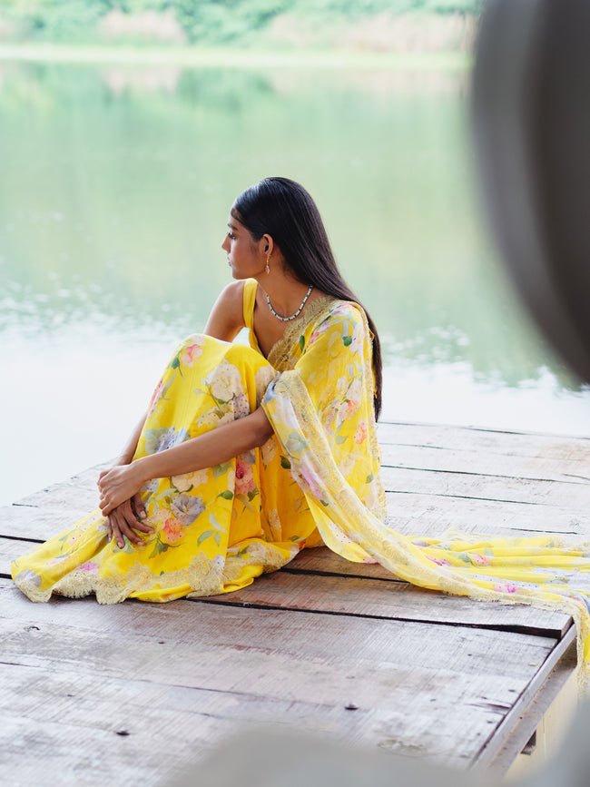 "ZINNIA" floral chiffon saree