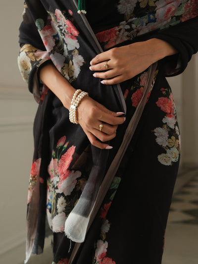 Black multi floral bunches